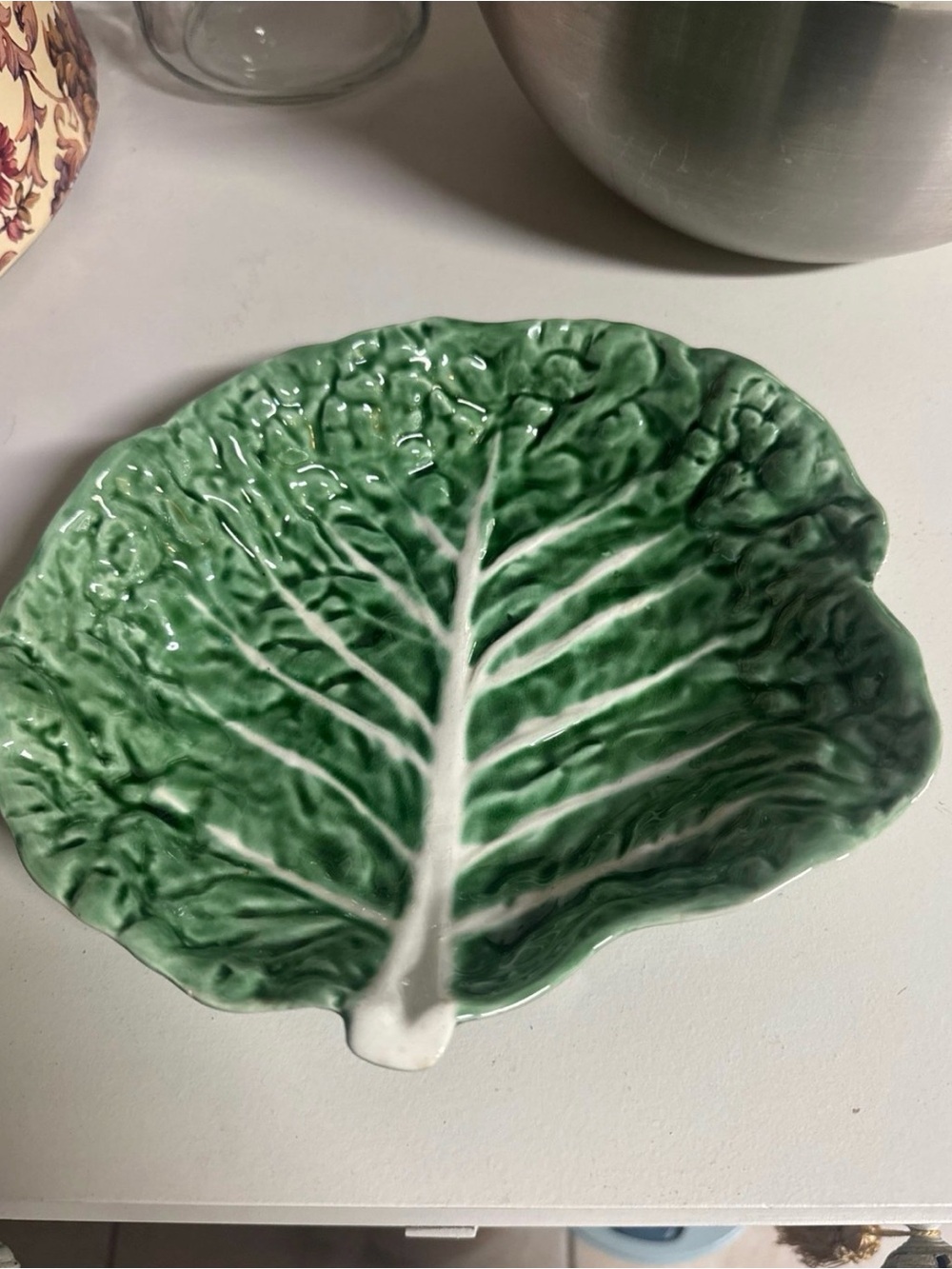 Green Ceramic Cabbage lettuce Leaf Serving Plate - Unbranded Portugal 🥬